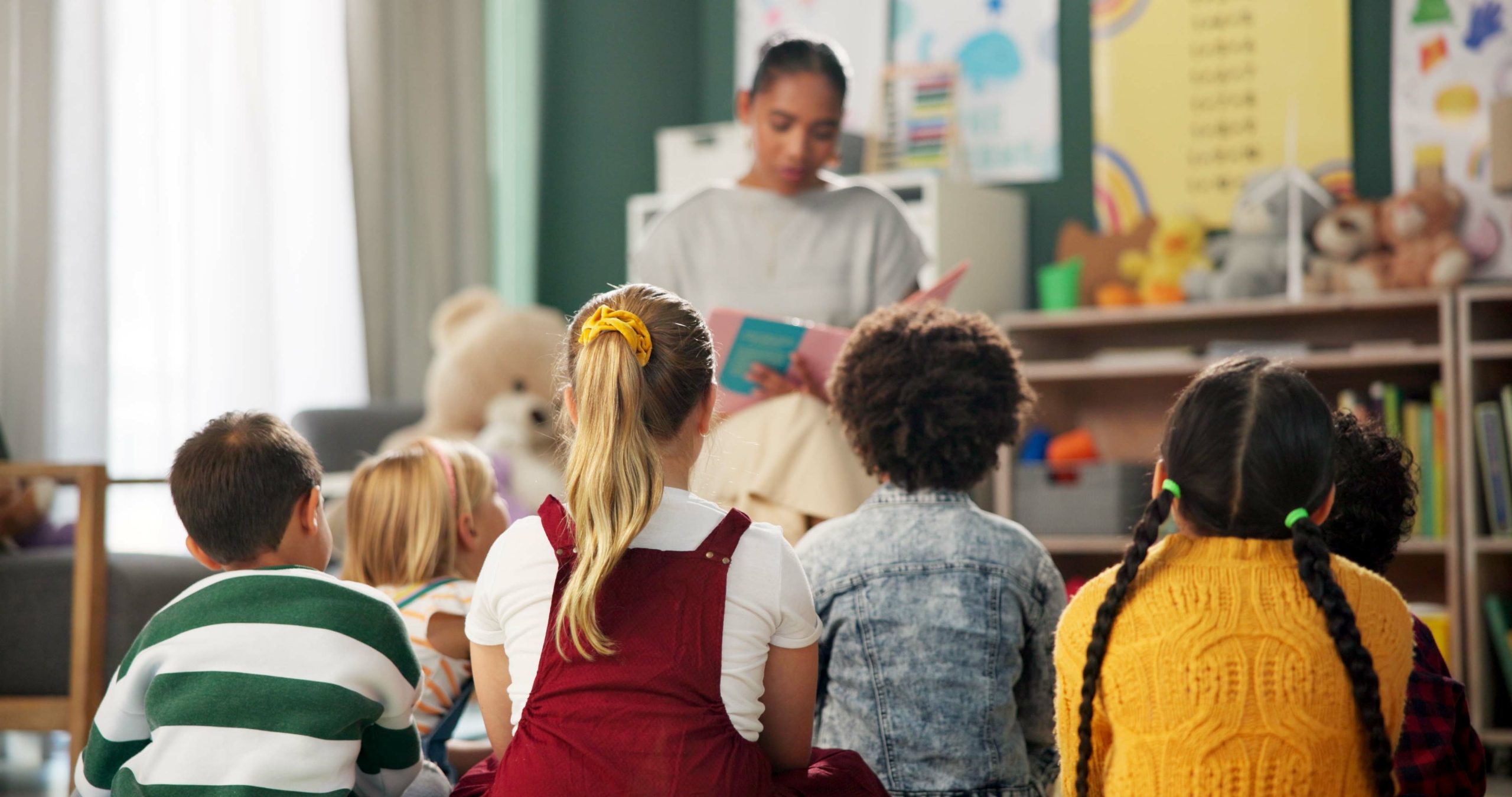 AM-article-New Study Shows Disadvantaged Students Most Likely to Miss Out on Language Learning and Its Benefits- featured image