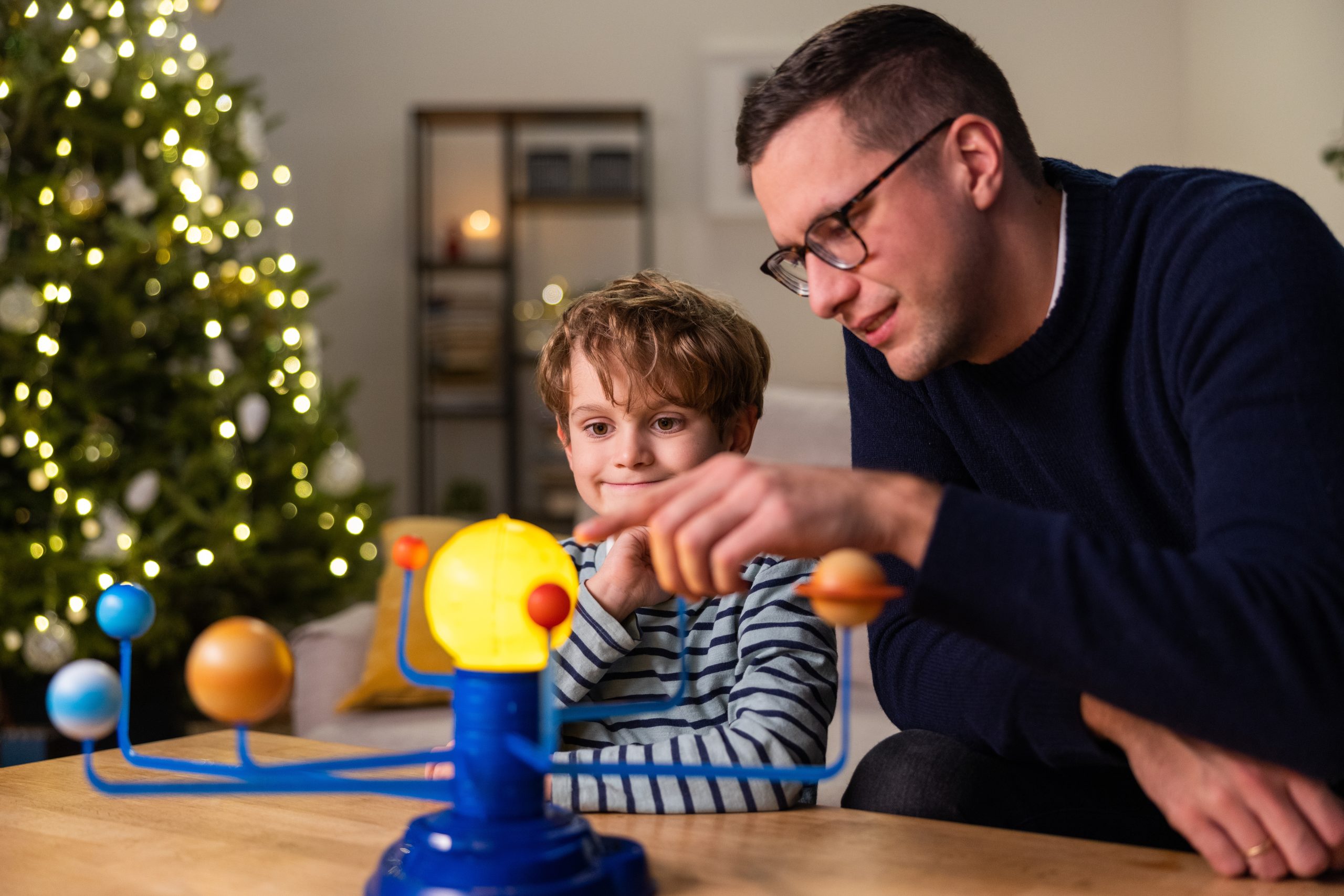 AM-article-5 Resources to Turn Christmas Break Into a Hands-On Science Lab - body image